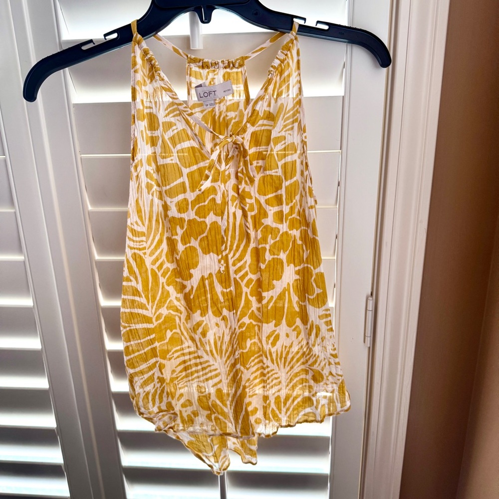 Ann Taylor LOFT Petites Small Yellow White Leaf Print Sleeveless Tie Front Top